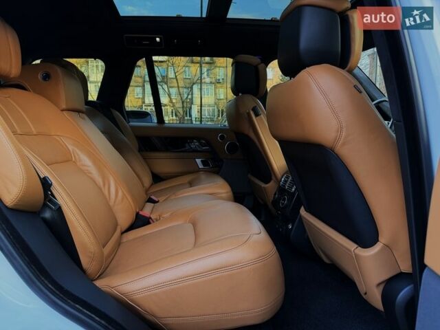 Білий Ленд Ровер Рендж Ровер, об'ємом двигуна 4.37 л та пробігом 105 тис. км за 64999 $, фото 36 на Automoto.ua