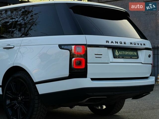 Білий Ленд Ровер Рендж Ровер, об'ємом двигуна 4.37 л та пробігом 105 тис. км за 64999 $, фото 24 на Automoto.ua