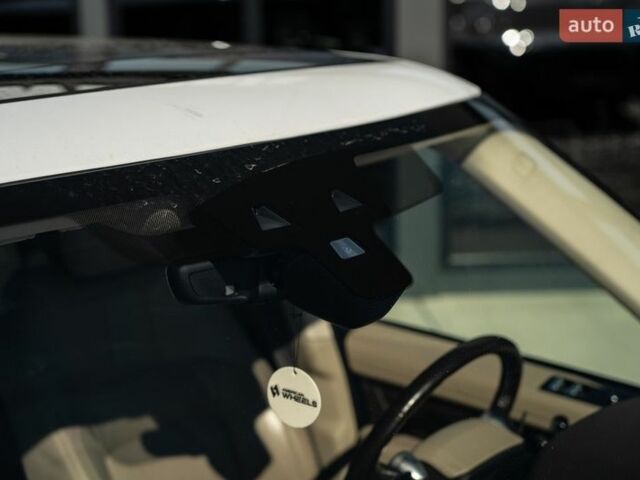 Белый Ленд Ровер Рендж Ровер, объемом двигателя 3 л и пробегом 103 тыс. км за 56900 $, фото 12 на Automoto.ua