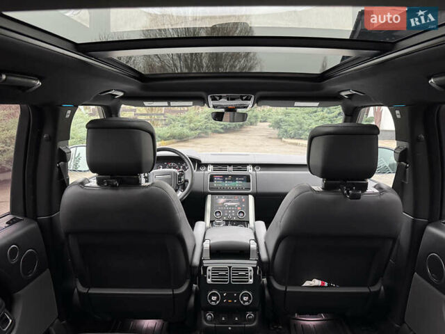 Белый Ленд Ровер Рендж Ровер, объемом двигателя 3 л и пробегом 70 тыс. км за 59000 $, фото 23 на Automoto.ua