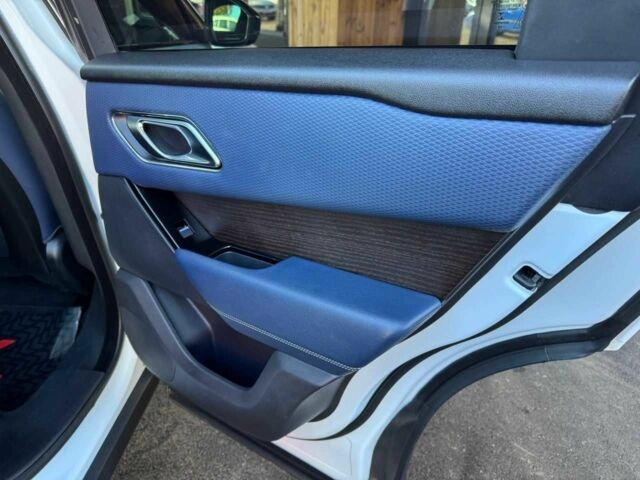 Ленд Ровер Рендж Ровер 2018 у Вінниці на Automoto.ua Білий Ленд Ровер Рендж Ровер, об'ємом двигуна 2 л та пробігом 91 тис. км за 34999 $, фото 14 на Automoto.ua