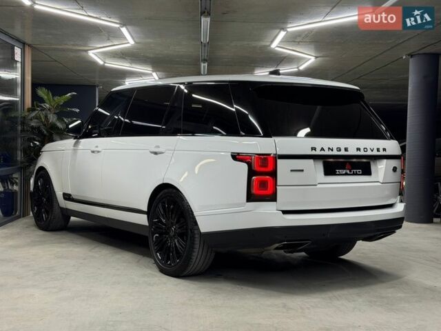 Білий Ленд Ровер Рендж Ровер, об'ємом двигуна 5 л та пробігом 82 тис. км за 54500 $, фото 10 на Automoto.ua