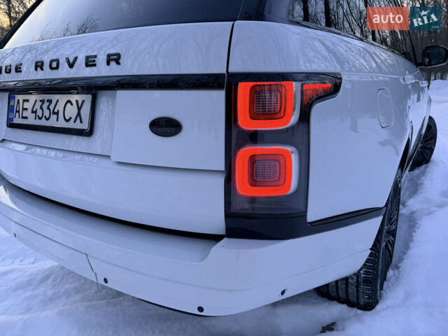 Белый Ленд Ровер Рендж Ровер, объемом двигателя 3 л и пробегом 73 тыс. км за 55000 $, фото 7 на Automoto.ua