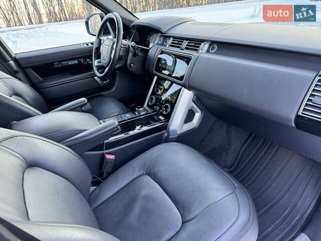 Белый Ленд Ровер Рендж Ровер, объемом двигателя 3 л и пробегом 74 тыс. км за 56000 $, фото 31 на Automoto.ua