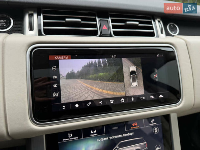 Білий Ленд Ровер Рендж Ровер, об'ємом двигуна 3 л та пробігом 170 тис. км за 49900 $, фото 25 на Automoto.ua