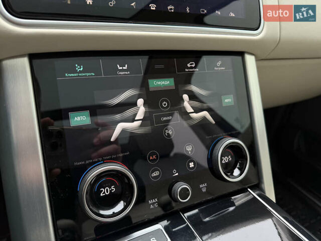 Білий Ленд Ровер Рендж Ровер, об'ємом двигуна 3 л та пробігом 170 тис. км за 49900 $, фото 19 на Automoto.ua