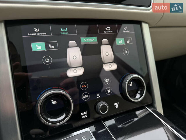 Білий Ленд Ровер Рендж Ровер, об'ємом двигуна 3 л та пробігом 170 тис. км за 49900 $, фото 22 на Automoto.ua