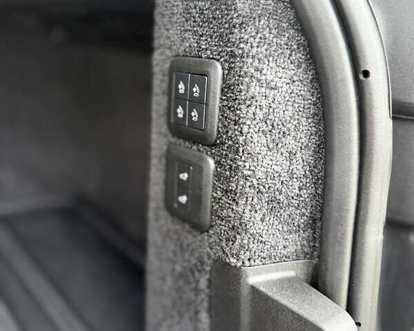 Білий Ленд Ровер Рендж Ровер, об'ємом двигуна 3 л та пробігом 170 тис. км за 49900 $, фото 44 на Automoto.ua