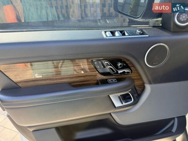 Білий Ленд Ровер Рендж Ровер, об'ємом двигуна 2.99 л та пробігом 156 тис. км за 49900 $, фото 19 на Automoto.ua