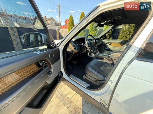 Білий Ленд Ровер Рендж Ровер, об'ємом двигуна 2.99 л та пробігом 156 тис. км за 49900 $, фото 26 на Automoto.ua