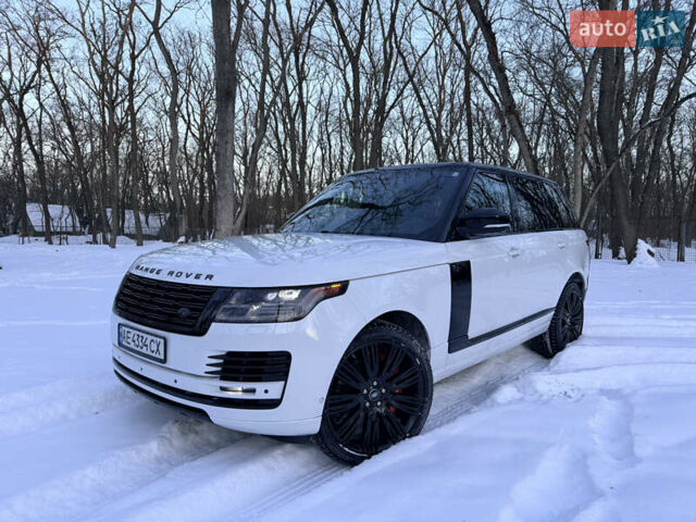 Белый Ленд Ровер Рендж Ровер, объемом двигателя 3 л и пробегом 73 тыс. км за 55000 $, фото 18 на Automoto.ua