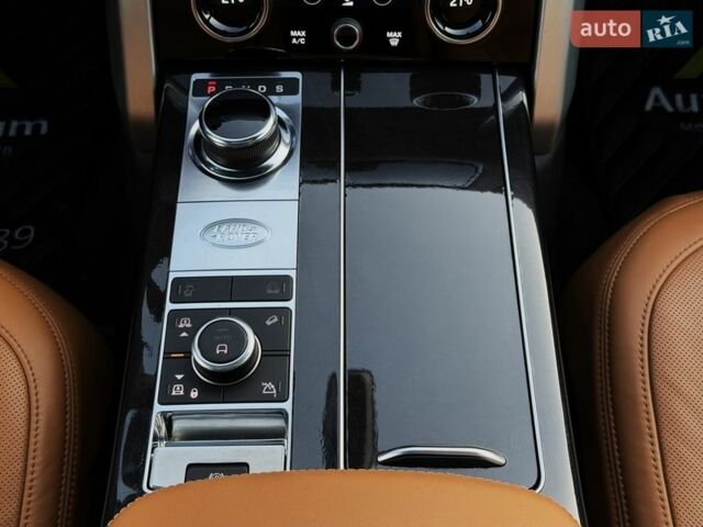 Білий Ленд Ровер Рендж Ровер, об'ємом двигуна 4.37 л та пробігом 105 тис. км за 64999 $, фото 46 на Automoto.ua