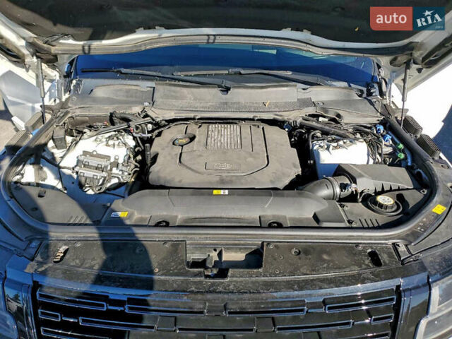 Білий Ленд Ровер Рендж Ровер, об'ємом двигуна 2.99 л та пробігом 155 тис. км за 20900 $, фото 10 на Automoto.ua