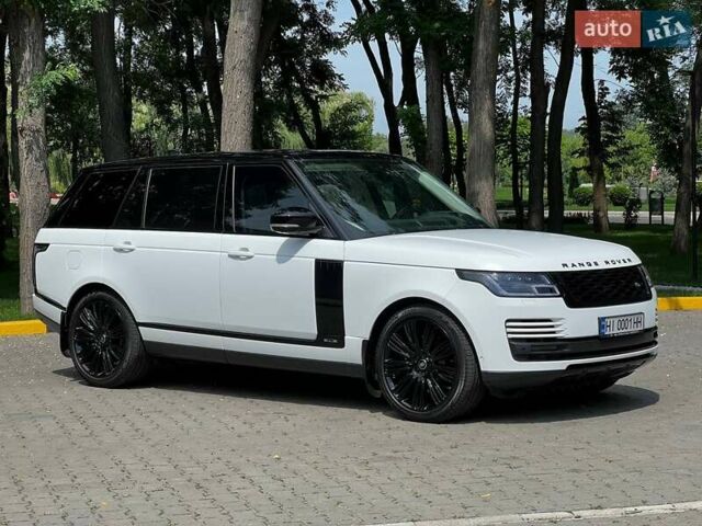 Белый Ленд Ровер Рендж Ровер, объемом двигателя 5 л и пробегом 40 тыс. км за 95000 $, фото 2 на Automoto.ua