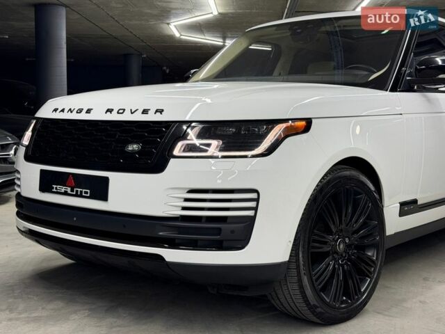 Білий Ленд Ровер Рендж Ровер, об'ємом двигуна 5 л та пробігом 82 тис. км за 54500 $, фото 8 на Automoto.ua