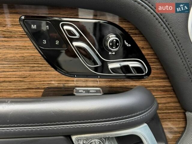 Белый Ленд Ровер Рендж Ровер, объемом двигателя 4.4 л и пробегом 138 тыс. км за 69999 $, фото 14 на Automoto.ua