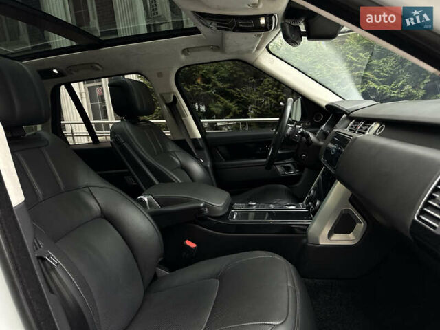 Білий Ленд Ровер Рендж Ровер, об'ємом двигуна 3 л та пробігом 82 тис. км за 49900 $, фото 10 на Automoto.ua