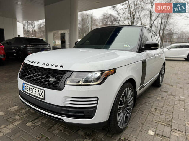 Белый Ленд Ровер Рендж Ровер, объемом двигателя 3 л и пробегом 165 тыс. км за 57500 $, фото 1 на Automoto.ua
