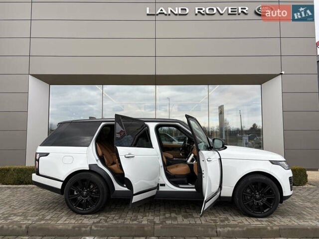 Белый Ленд Ровер Рендж Ровер, объемом двигателя 4.37 л и пробегом 71 тыс. км за 114900 $, фото 16 на Automoto.ua