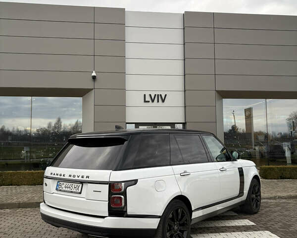 Белый Ленд Ровер Рендж Ровер, объемом двигателя 4.37 л и пробегом 71 тыс. км за 114900 $, фото 9 на Automoto.ua