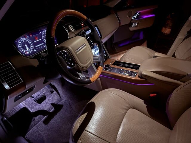 Білий Ленд Ровер Рендж Ровер, об'ємом двигуна 5 л та пробігом 80 тис. км за 66700 $, фото 7 на Automoto.ua