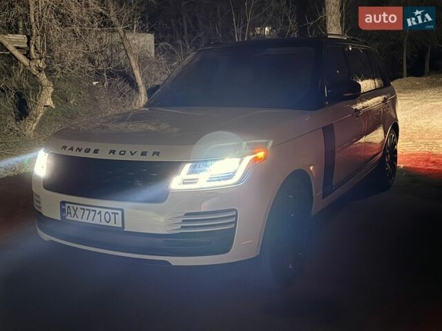 Білий Ленд Ровер Рендж Ровер, об'ємом двигуна 5 л та пробігом 81 тис. км за 63000 $, фото 40 на Automoto.ua