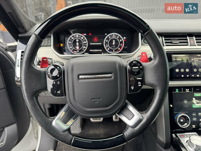 Белый Ленд Ровер Рендж Ровер, объемом двигателя 5 л и пробегом 155 тыс. км за 64999 $, фото 22 на Automoto.ua