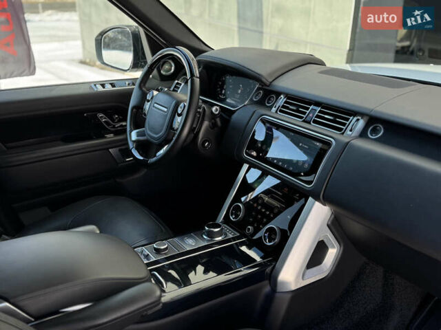 Білий Ленд Ровер Рендж Ровер, об'ємом двигуна 5 л та пробігом 35 тис. км за 65000 $, фото 21 на Automoto.ua