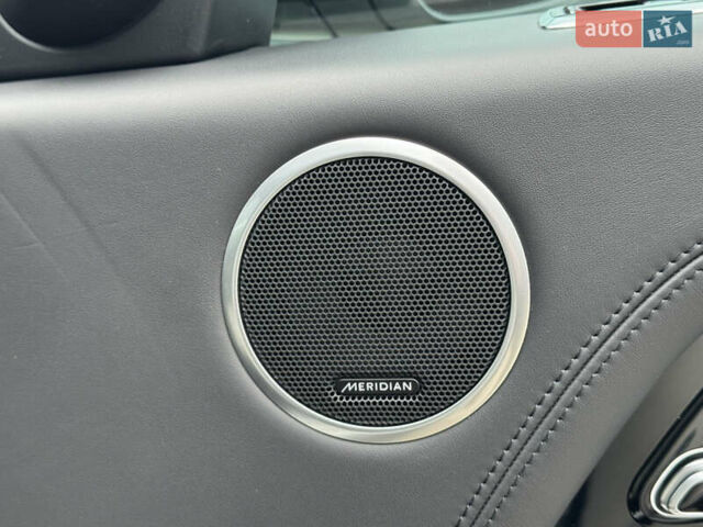 Белый Ленд Ровер Рендж Ровер, объемом двигателя 5 л и пробегом 155 тыс. км за 64999 $, фото 48 на Automoto.ua