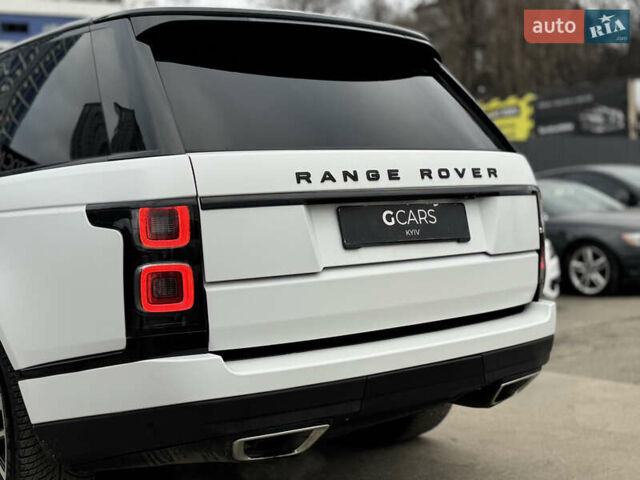 Белый Ленд Ровер Рендж Ровер, объемом двигателя 5 л и пробегом 155 тыс. км за 64999 $, фото 10 на Automoto.ua