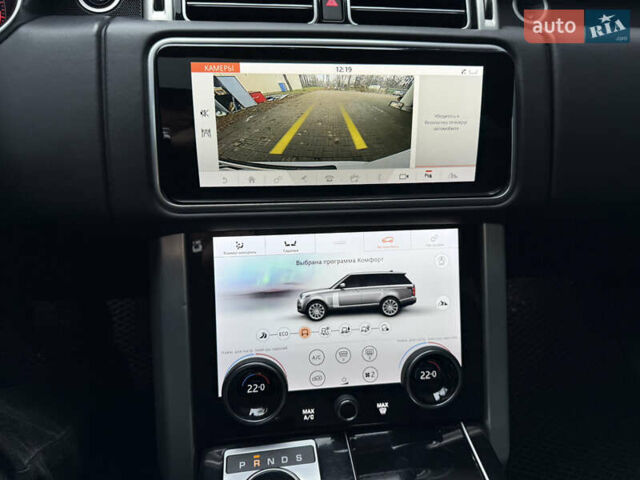 Белый Ленд Ровер Рендж Ровер, объемом двигателя 3 л и пробегом 165 тыс. км за 57500 $, фото 45 на Automoto.ua