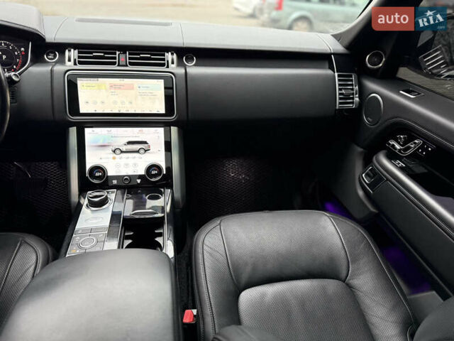 Белый Ленд Ровер Рендж Ровер, объемом двигателя 3 л и пробегом 165 тыс. км за 57500 $, фото 39 на Automoto.ua