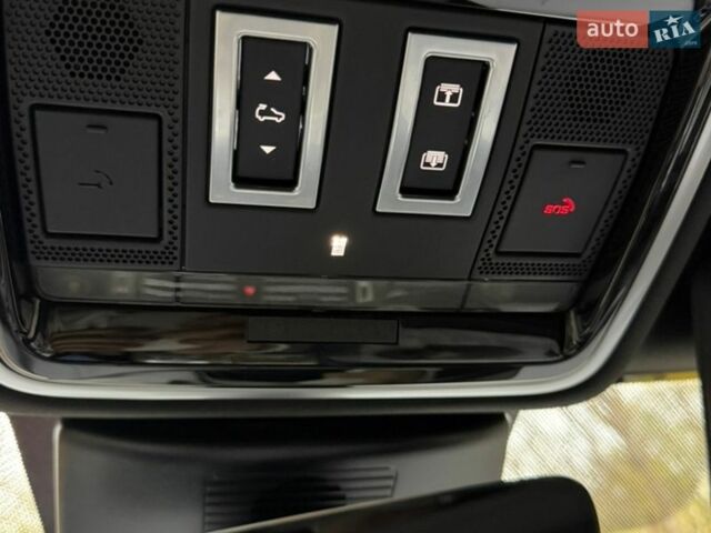 Белый Ленд Ровер Рендж Ровер, объемом двигателя 4.4 л и пробегом 138 тыс. км за 69999 $, фото 33 на Automoto.ua