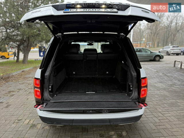 Белый Ленд Ровер Рендж Ровер, объемом двигателя 3 л и пробегом 165 тыс. км за 57500 $, фото 34 на Automoto.ua