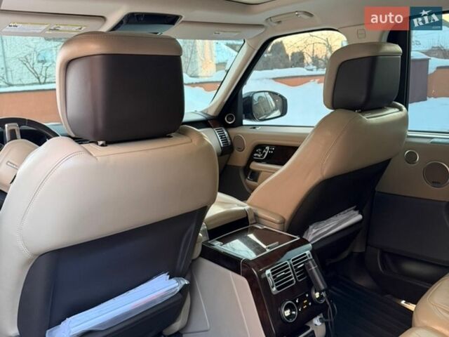 Білий Ленд Ровер Рендж Ровер, об'ємом двигуна 5 л та пробігом 97 тис. км за 65000 $, фото 14 на Automoto.ua