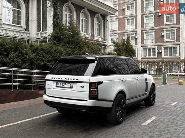 Білий Ленд Ровер Рендж Ровер, об'ємом двигуна 3 л та пробігом 82 тис. км за 49900 $, фото 5 на Automoto.ua