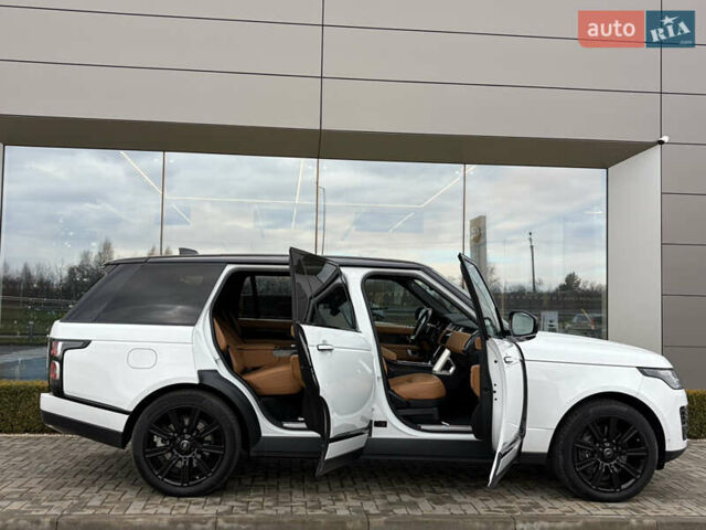 Белый Ленд Ровер Рендж Ровер, объемом двигателя 4.37 л и пробегом 71 тыс. км за 114900 $, фото 19 на Automoto.ua