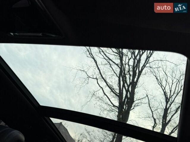 Белый Ленд Ровер Рендж Ровер, объемом двигателя 4.4 л и пробегом 138 тыс. км за 69999 $, фото 19 на Automoto.ua