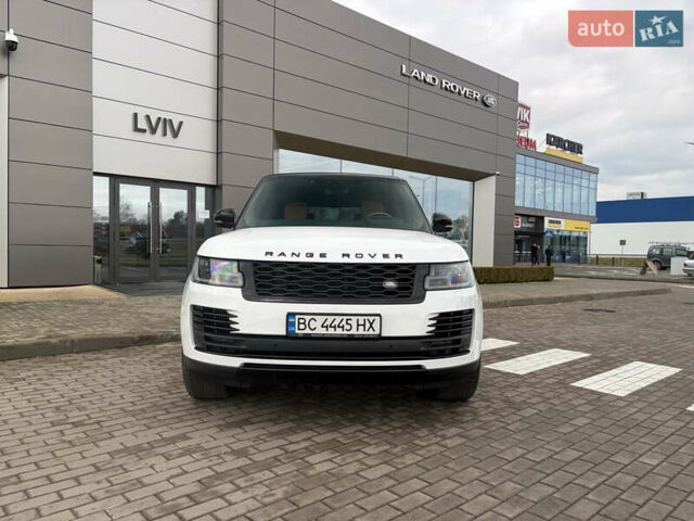 Белый Ленд Ровер Рендж Ровер, объемом двигателя 4.37 л и пробегом 71 тыс. км за 114900 $, фото 7 на Automoto.ua