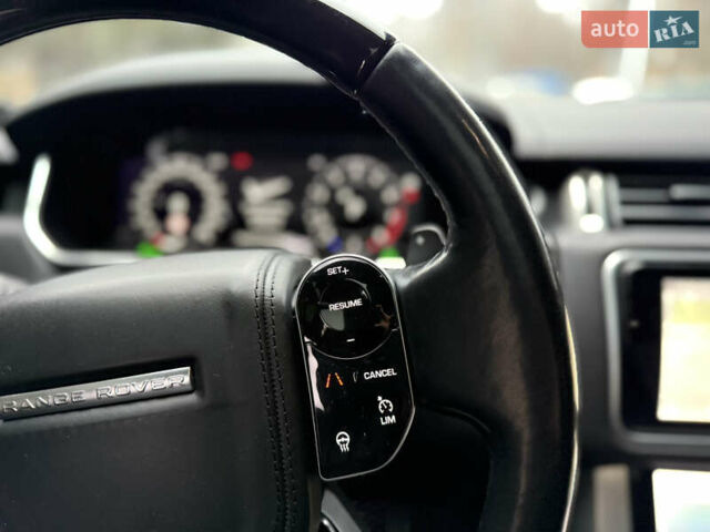Белый Ленд Ровер Рендж Ровер, объемом двигателя 3 л и пробегом 165 тыс. км за 57500 $, фото 42 на Automoto.ua