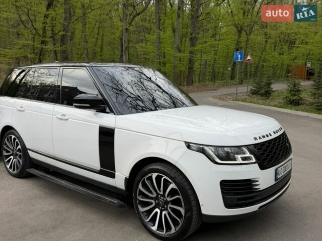 Белый Ленд Ровер Рендж Ровер, объемом двигателя 4.4 л и пробегом 138 тыс. км за 69999 $, фото 1 на Automoto.ua