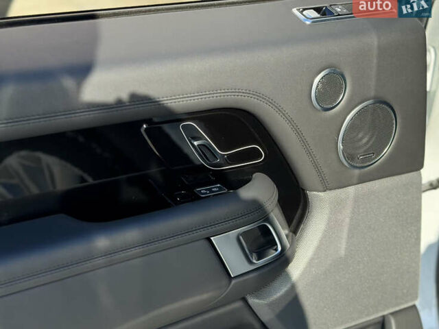 Білий Ленд Ровер Рендж Ровер, об'ємом двигуна 5 л та пробігом 35 тис. км за 65000 $, фото 14 на Automoto.ua