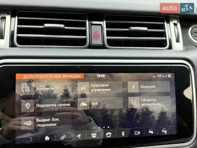 Белый Ленд Ровер Рендж Ровер, объемом двигателя 4.4 л и пробегом 138 тыс. км за 69999 $, фото 26 на Automoto.ua
