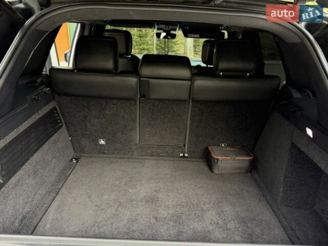 Белый Ленд Ровер Рендж Ровер, объемом двигателя 4.4 л и пробегом 138 тыс. км за 69999 $, фото 9 на Automoto.ua