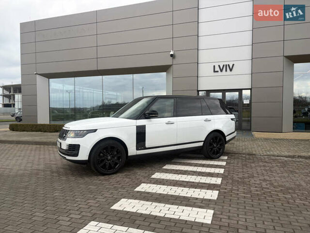 Белый Ленд Ровер Рендж Ровер, объемом двигателя 4.37 л и пробегом 71 тыс. км за 114900 $, фото 3 на Automoto.ua