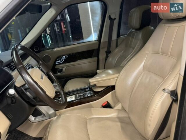 Белый Ленд Ровер Рендж Ровер, объемом двигателя 5 л и пробегом 97 тыс. км за 65000 $, фото 14 на Automoto.ua