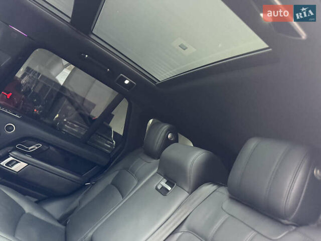 Белый Ленд Ровер Рендж Ровер, объемом двигателя 3 л и пробегом 165 тыс. км за 57500 $, фото 18 на Automoto.ua