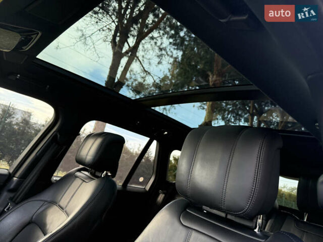 Белый Ленд Ровер Рендж Ровер, объемом двигателя 3 л и пробегом 123 тыс. км за 63000 $, фото 28 на Automoto.ua