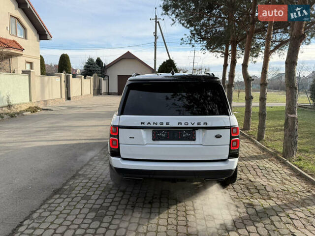 Белый Ленд Ровер Рендж Ровер, объемом двигателя 3 л и пробегом 123 тыс. км за 63000 $, фото 7 на Automoto.ua