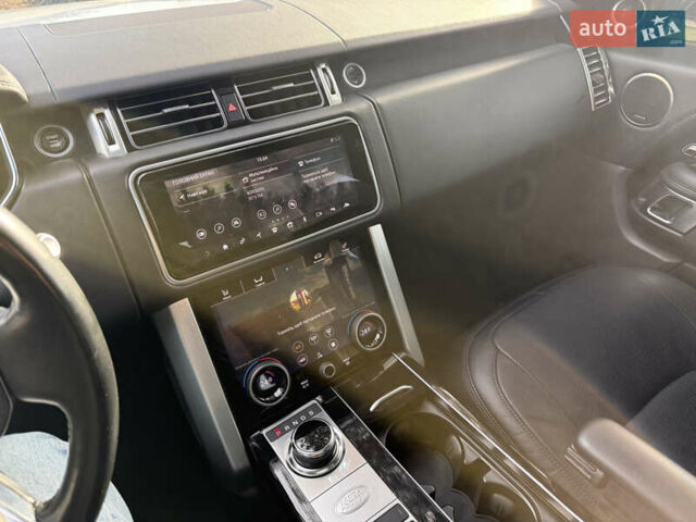 Белый Ленд Ровер Рендж Ровер, объемом двигателя 3 л и пробегом 123 тыс. км за 63000 $, фото 38 на Automoto.ua